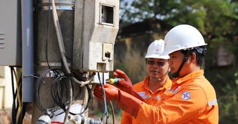 Nắng nóng tiếp tục gia tăng: EVNSPC cảnh báo hóa đơn tiền điện tăng cao