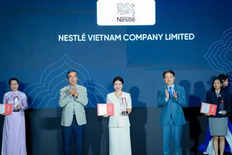 Nestlé Việt Nam được vinh danh tại Giải thưởng Rồng Vàng lần thứ 25 về phát triển chuỗi giá trị nông nghiệp bền vững