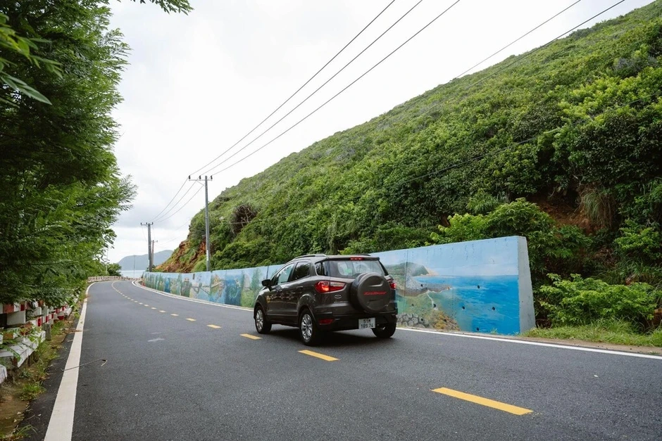 Nippon Paint khánh thành bích họa 'Việt Nam tươi đẹp' tại Côn Đảo Nippon Paint khánh thành bích họa 'Việt Nam tươi đẹp' tại Côn Đảo