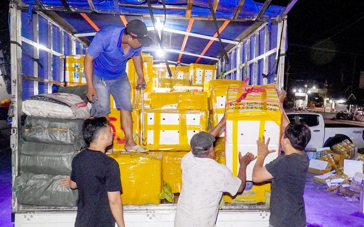 Nông dân miền Tây xoay xở với chi phí tăng Nông dân miền Tây xoay xở với chi phí tăng