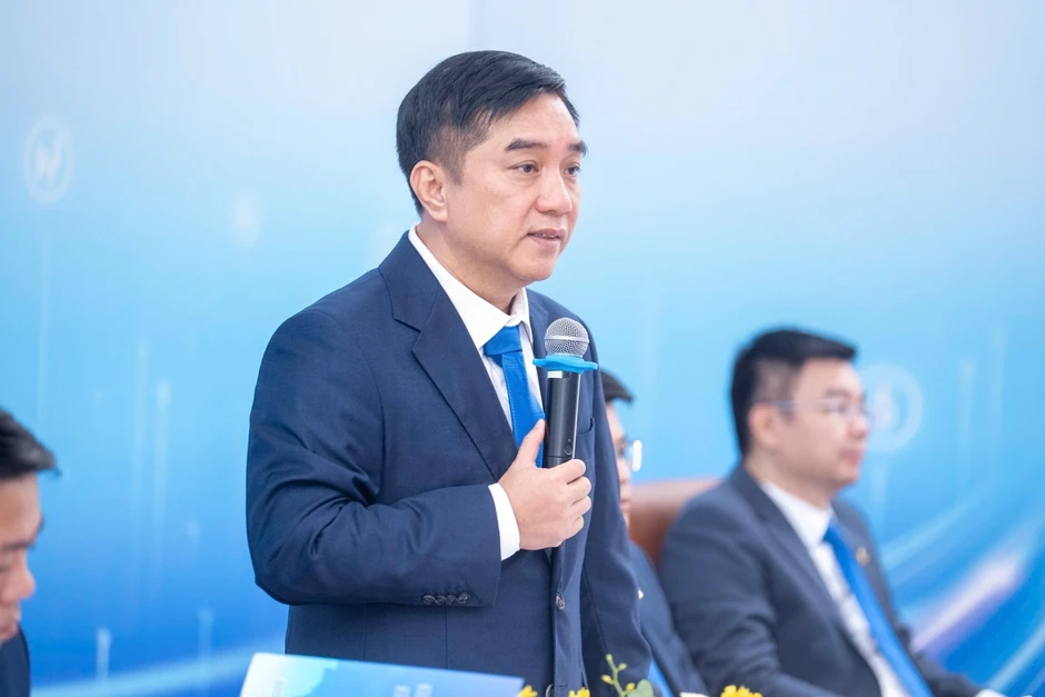 Ông Hồ Minh Hoàng: Đèo Cả không lấy tiền cổ đông để “phiêu lưu” dự án rủi ro Ông Hồ Minh Hoàng: Đèo Cả không lấy tiền cổ đông để “phiêu lưu” dự án rủi ro