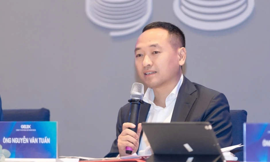 Ông Nguyễn Văn Tuấn nói 'sẽ không tham gia điều hành Eximbank' Ông Nguyễn Văn Tuấn nói 'sẽ không tham gia điều hành Eximbank'