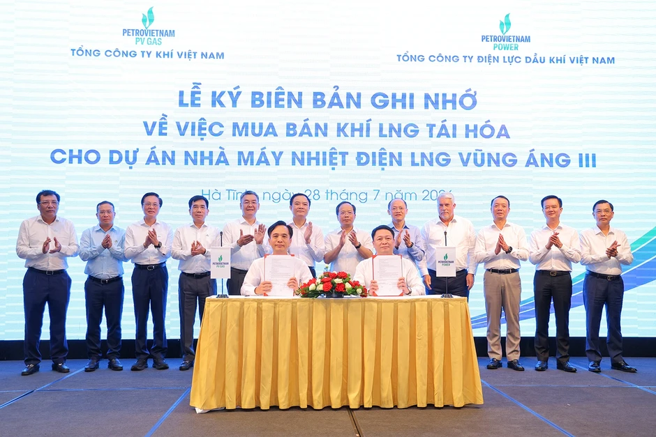 Petrovietnam - Hà Tĩnh: Cộng hưởng nguồn lực, kiến tạo cực tăng trưởng mới Petrovietnam - Hà Tĩnh: Cộng hưởng nguồn lực, kiến tạo cực tăng trưởng mới