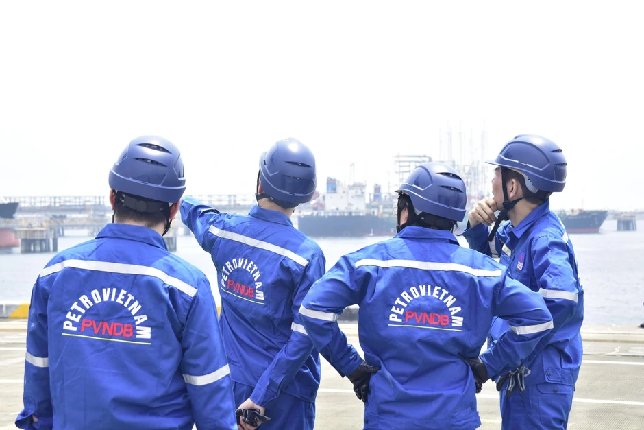 Petrovietnam và bài toán ổn định cung ứng xăng dầu Petrovietnam và bài toán ổn định cung ứng xăng dầu