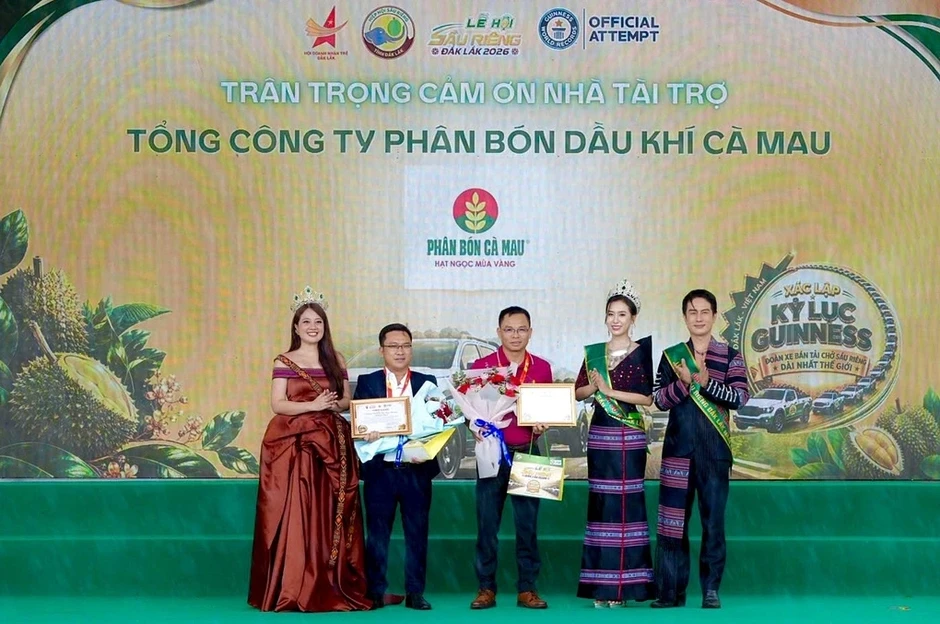 Phân Bón Cà Mau đồng hành Lễ hội sầu riêng Đăk Lăk Phân Bón Cà Mau đồng hành Lễ hội sầu riêng Đăk Lăk