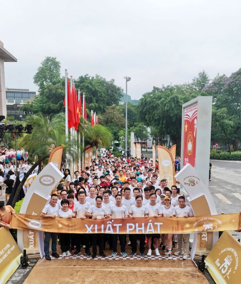 Phát động Giải chạy trực tuyến ‘75 năm Ngân hàng Việt Nam’ Phát động Giải chạy trực tuyến ‘75 năm Ngân hàng Việt Nam’