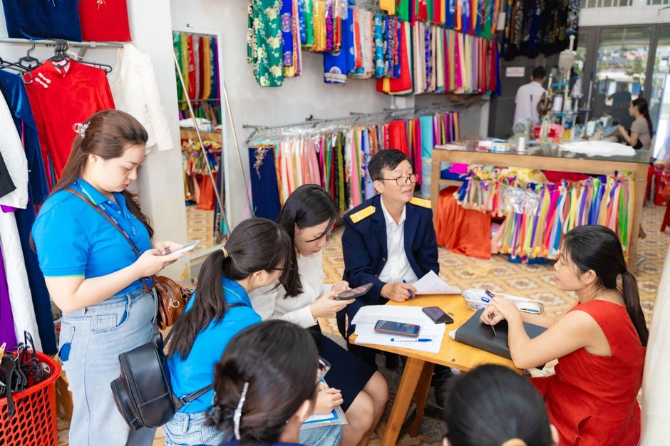 Phổ cập công nghệ giúp nâng cao hiệu quả hoạt động từng doanh nghiệp, hộ kinh doanh Phổ cập công nghệ giúp nâng cao hiệu quả hoạt động từng doanh nghiệp, hộ kinh doanh