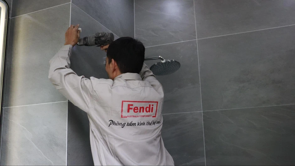 Phòng tắm kính Fendi: Hành trình 10 năm thiết lập tiêu chuẩn đồng bộ tại Việt Nam