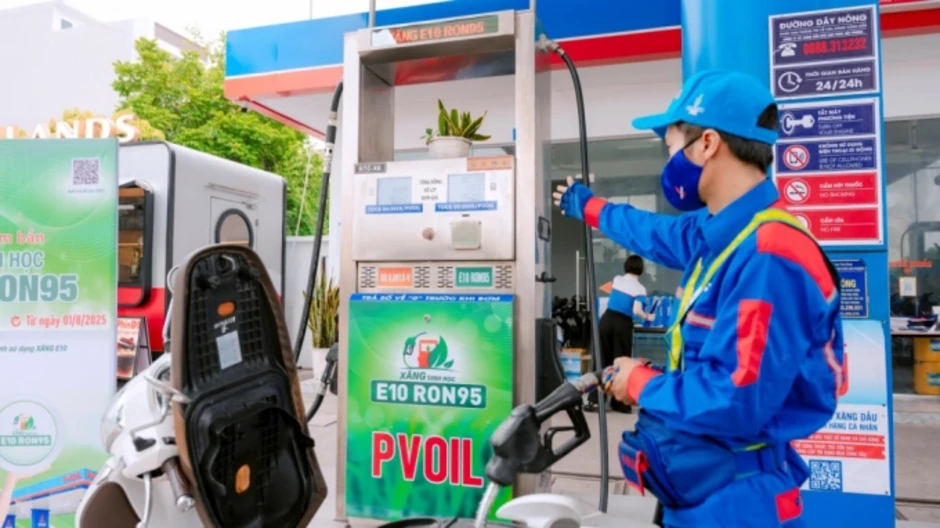 PVOIL bán xăng sinh học E10 từ giữa tháng 5 trên toàn quốc PVOIL bán xăng sinh học E10 từ giữa tháng 5 trên toàn quốc