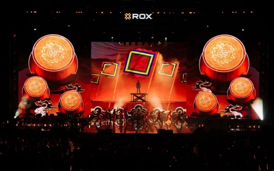 ROX Group kể câu chuyện 30 năm phát triển qua đêm nghệ thuật ROX Group kể câu chuyện 30 năm phát triển qua đêm nghệ thuật