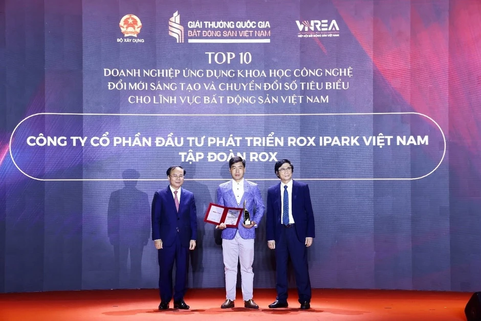 ROX iPark giành cú đúp tại Giải thưởng quốc gia Bất động sản Việt Nam ROX iPark giành cú đúp tại Giải thưởng quốc gia Bất động sản Việt Nam