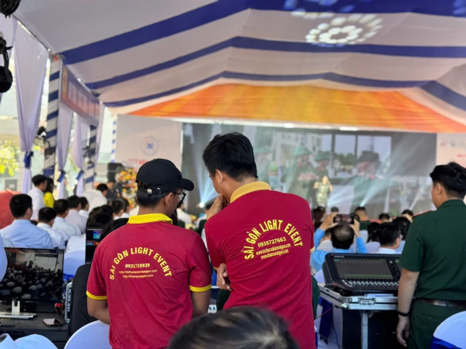 Sài Gòn Light Event đồng hành cùng doanh nghiệp trong các sự kiện quan trọng Sài Gòn Light Event đồng hành cùng doanh nghiệp trong các sự kiện quan trọng