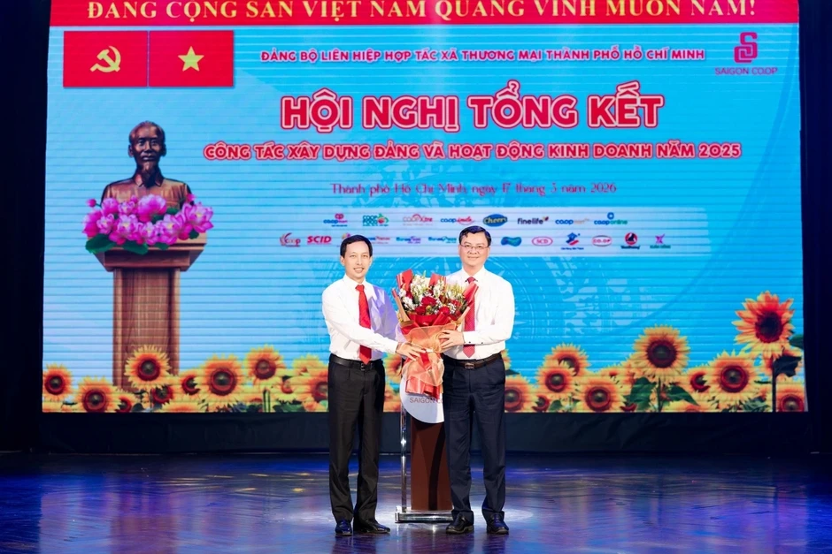 Saigon Co.op khẳng định bản lĩnh chính trị – Bứt phá trong kỷ nguyên số Saigon Co.op khẳng định bản lĩnh chính trị – Bứt phá trong kỷ nguyên số