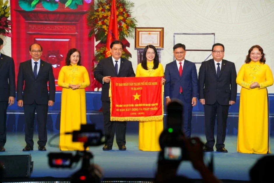 Saigontourist Group nhận Huân chương Lao động hạng Nhất lần thứ hai Saigontourist Group nhận Huân chương Lao động hạng Nhất lần thứ hai