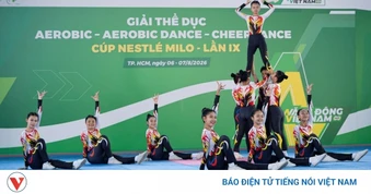 Sân chơi học đường giúp học sinh rèn kỹ năng sống qua từng bước nhảy