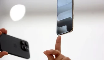 Sắp tăng giá iPhone