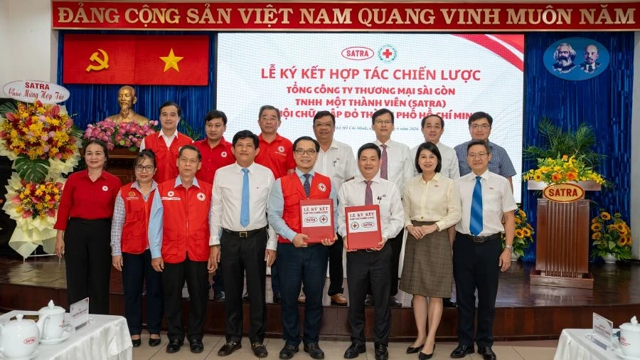 SATRA và Hội Chữ thập đỏ TP.HCM ký kết hợp tác chiến lược