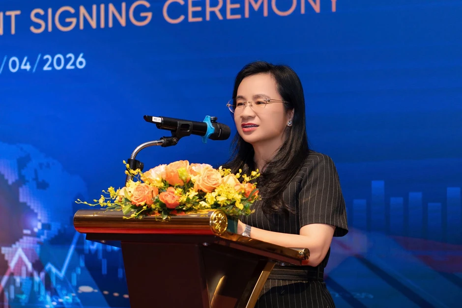 SHB ký kết thỏa thuận phát hành riêng lẻ với hàng loạt quỹ đầu tư lớn SHB ký kết thỏa thuận phát hành riêng lẻ với hàng loạt quỹ đầu tư lớn