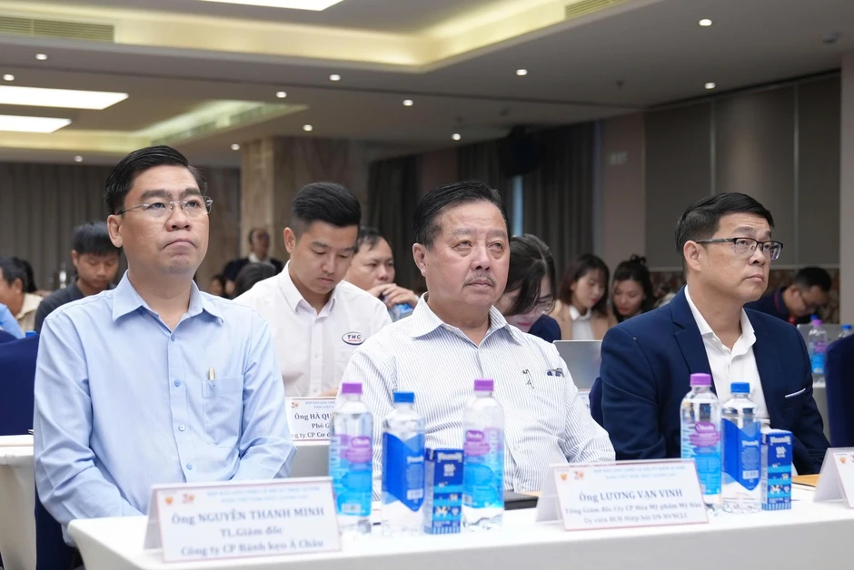 Shipper thay người tiêu dùng đi siêu thị, hàng Việt buộc phải lên sàn Shipper thay người tiêu dùng đi siêu thị, hàng Việt buộc phải lên sàn