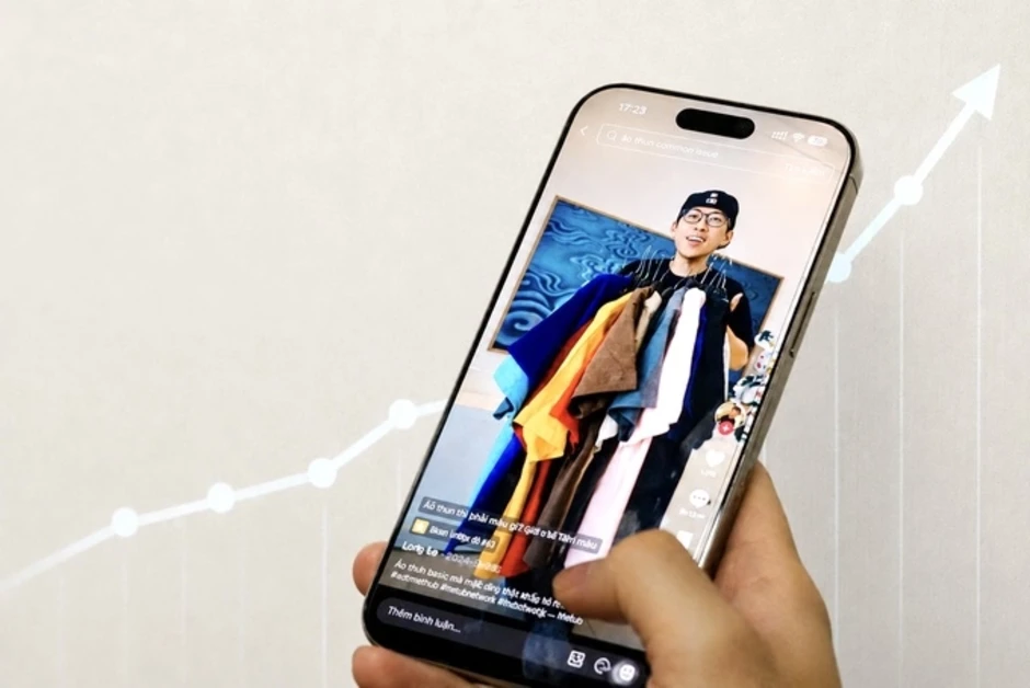 Sức hút kinh doanh quần áo, giày dép trực tuyến Sức hút kinh doanh quần áo, giày dép trực tuyến
