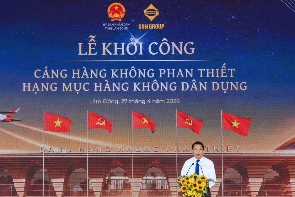 Sun Group khởi công Cảng hàng không dân dụng Phan Thiết hơn 3.900 tỷ đồng Sun Group khởi công Cảng hàng không dân dụng Phan Thiết hơn 3.900 tỷ đồng