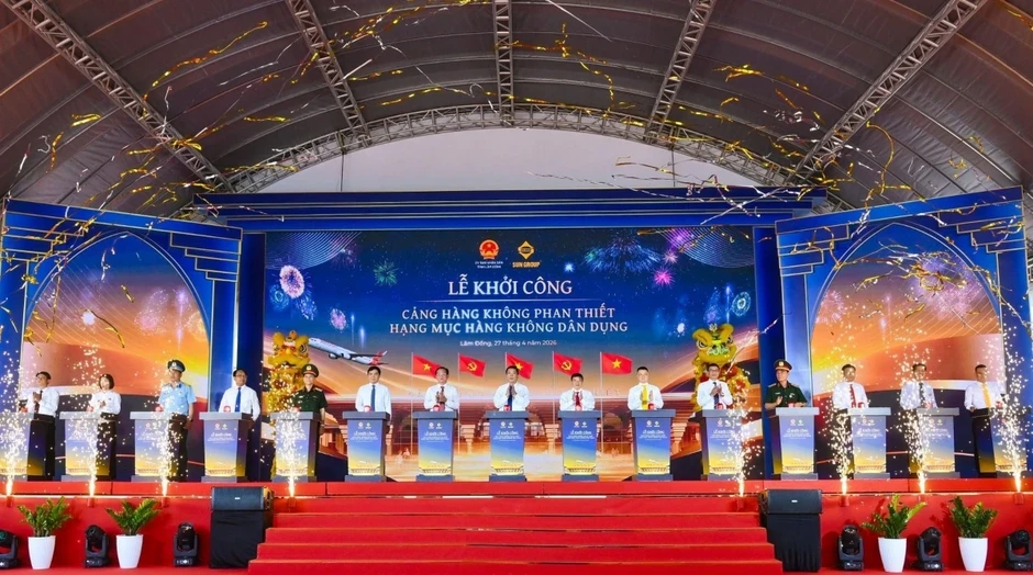 Sun Group khởi công Cảng hàng không dân dụng Phan Thiết hơn 3.900 tỷ đồng Sun Group khởi công Cảng hàng không dân dụng Phan Thiết hơn 3.900 tỷ đồng