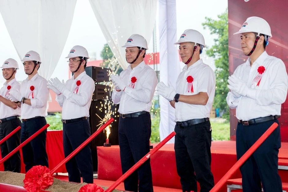 Sunhouse đầu tư 2.000 tỷ cho nhà máy robot tự hành và thiết bị AI Sunhouse đầu tư 2.000 tỷ cho nhà máy robot tự hành và thiết bị AI