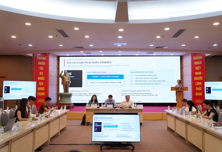 Tạo động lực tăng trưởng từ một môi trường chính sách thuận lợi cho hộ kinh doanh Tạo động lực tăng trưởng từ một môi trường chính sách thuận lợi cho hộ kinh doanh