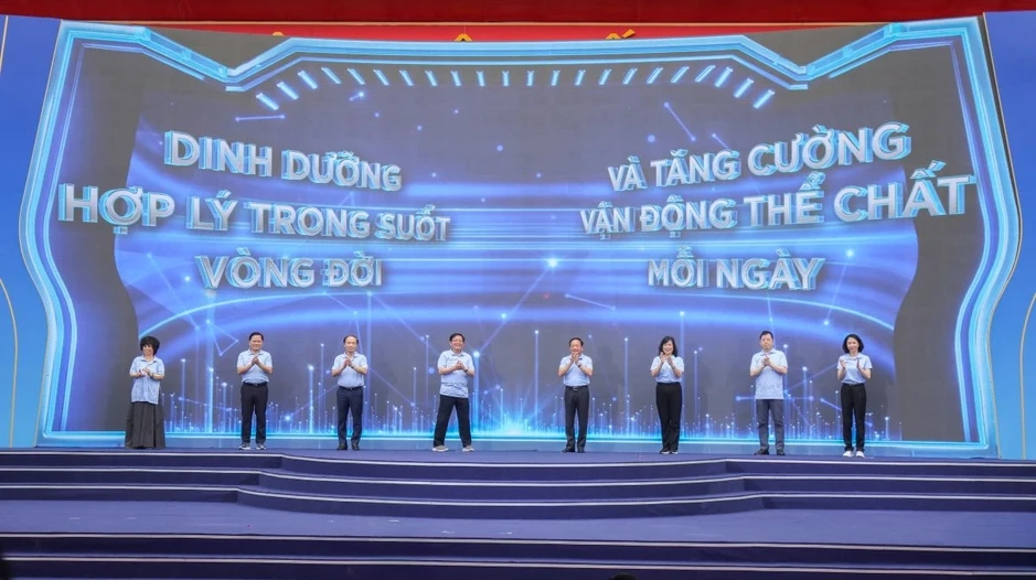 Tập đoàn TH bền bỉ vì một Việt Nam khỏe mạnh – Vì tầm vóc Việt Tập đoàn TH bền bỉ vì một Việt Nam khỏe mạnh – Vì tầm vóc Việt