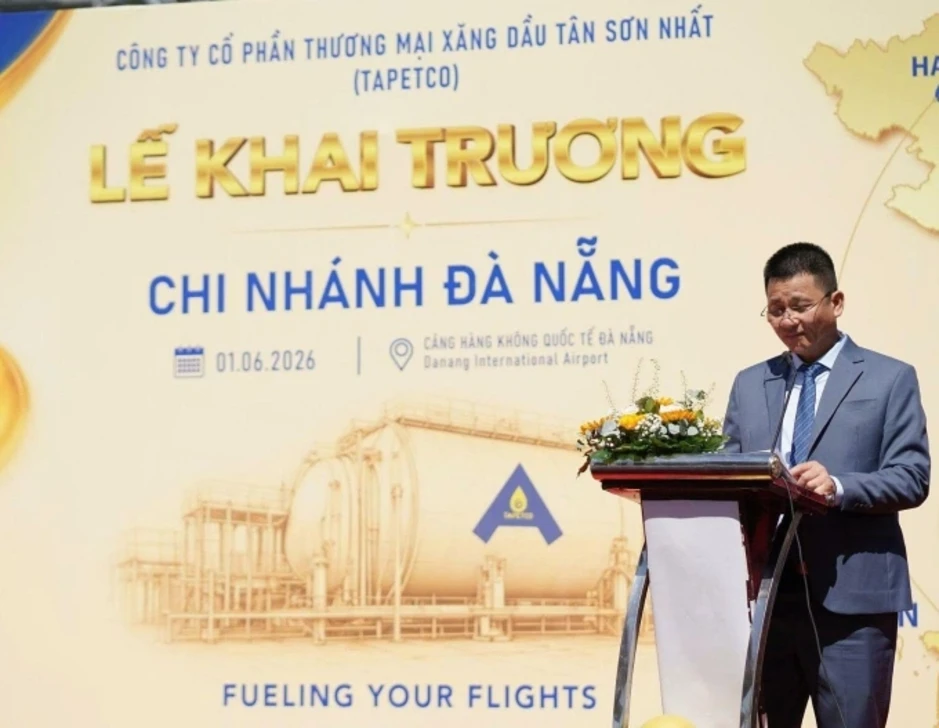 Tapetco cung ứng nhiên liệu hàng không tại sân bay Đà Nẵng Tapetco cung ứng nhiên liệu hàng không tại sân bay Đà Nẵng