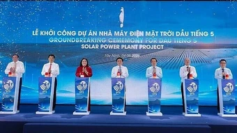 Tây Ninh khởi công nhà máy điện mặt trời hơn 7.700 tỷ đồng