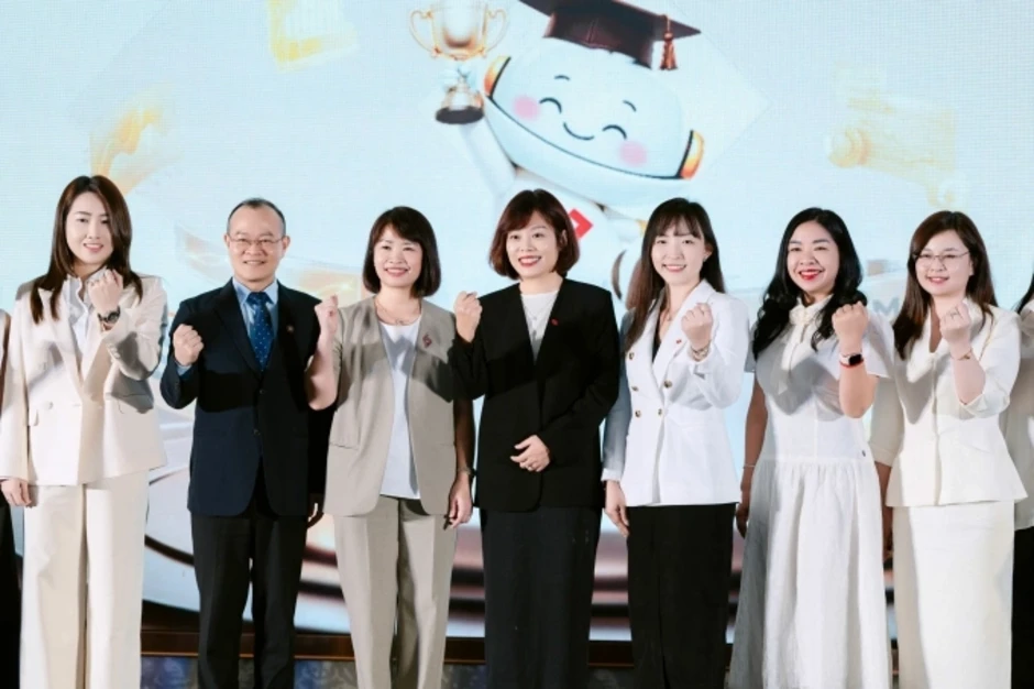 Techcombank ra mắt chương trình đào tạo cho thế hệ kế cận Techcombank ra mắt chương trình đào tạo cho thế hệ kế cận