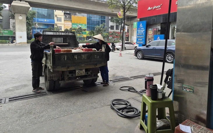Thủ tướng: Không để thiếu xăng dầu, thiếu năng lượng