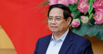 Thủ tướng: Không để thiếu xăng dầu, thiếu năng lượng