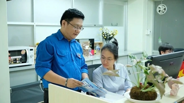 Tiết kiệm điện: Khi ngành Điện miền Nam làm gương Tiết kiệm điện: Khi ngành Điện miền Nam làm gương
