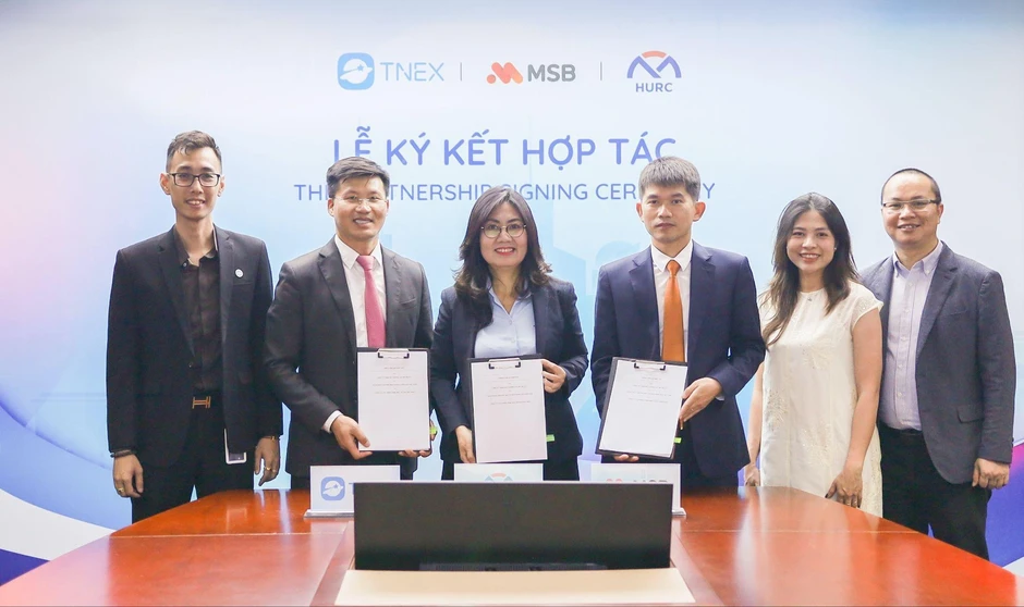 TNEX bắt tay HCMC Metro triển khai tài chính "không chạm" tại Metro số 1 TNEX bắt tay HCMC Metro triển khai tài chính "không chạm" tại Metro số 1