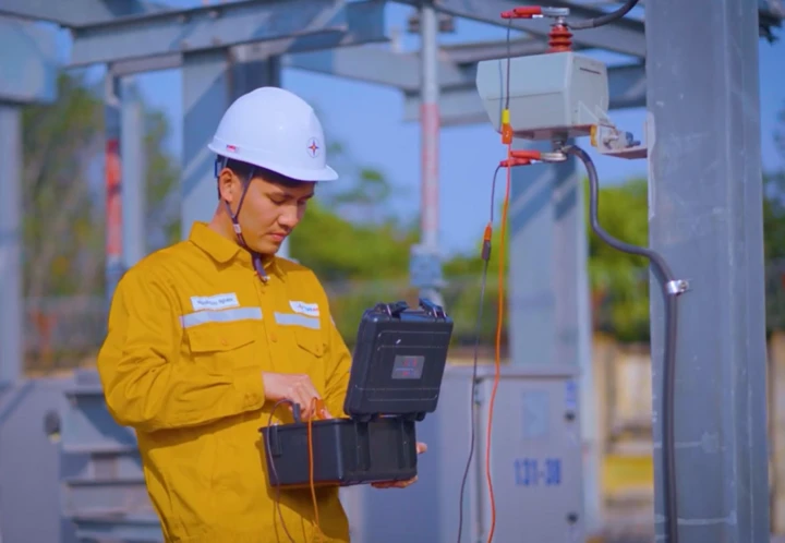 Tổng Giám đốc EVNNPC nhận giải thưởng 'Lãnh đạo sáng tạo và chuyển đổi số' Tổng Giám đốc EVNNPC nhận giải thưởng 'Lãnh đạo sáng tạo và chuyển đổi số'