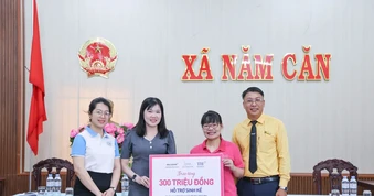 Trao vốn sinh kế cho phụ nữ Cà Mau: Lan tỏa giá trị bền vững từ Chiến dịch Tô Cam 2025