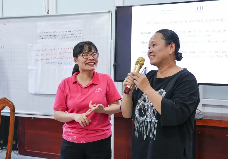 Trao vốn sinh kế cho phụ nữ Cà Mau: Lan tỏa giá trị bền vững từ Chiến dịch Tô Cam 2025