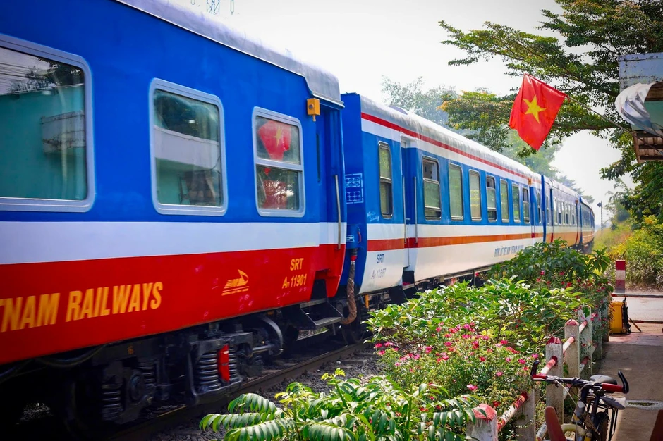Trở thành tập đoàn, đường sắt Việt Nam dự kiến vốn điều lệ gần 50.000 tỷ Trở thành tập đoàn, đường sắt Việt Nam dự kiến vốn điều lệ gần 50.000 tỷ