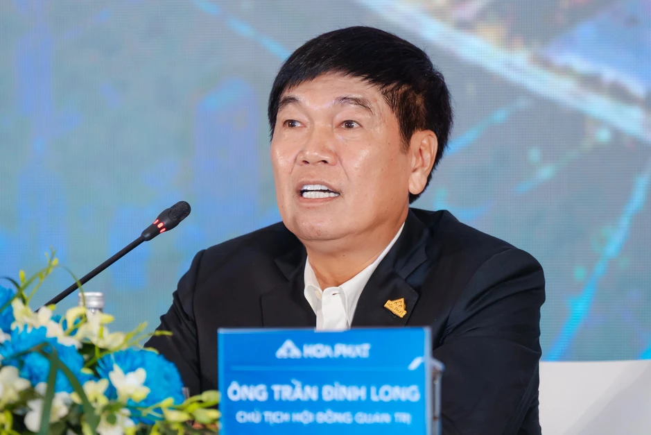 Tỷ phú Trần Đình Long: Tôi khuyên mua mà giá cổ phiếu giảm thì bảo "lùa gà" Tỷ phú Trần Đình Long: Tôi khuyên mua mà giá cổ phiếu giảm thì bảo "lùa gà"