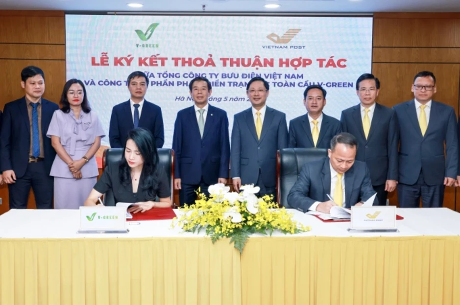 V-Green và Vietnam Post lắp hàng chục nghìn tủ đổi pin, trụ sạc điện