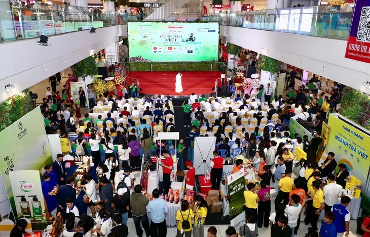 Vì sao cà phê Việt có ngon đến '9 tầng mây' cũng gặp khó trong xuất khẩu? Vì sao cà phê Việt có ngon đến '9 tầng mây' cũng gặp khó trong xuất khẩu?