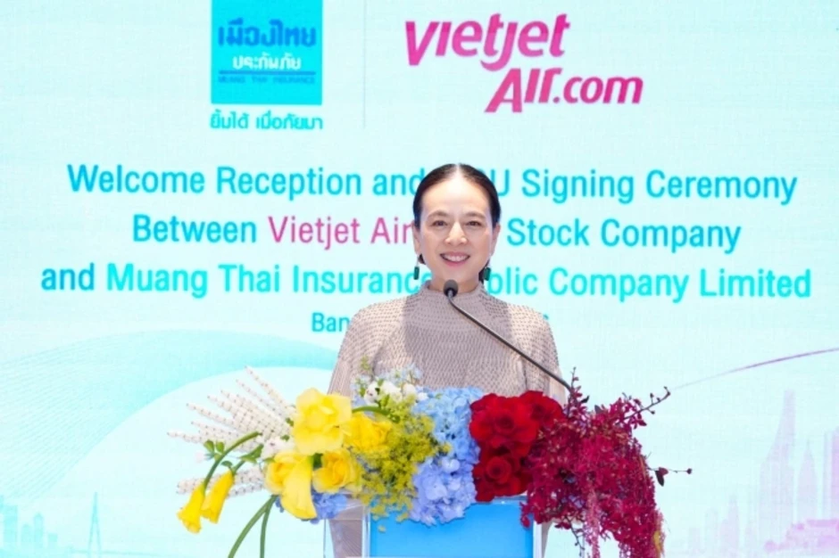 Vietjet ký hợp tác tập đoàn bảo hiểm của Madam Pang Vietjet ký hợp tác tập đoàn bảo hiểm của Madam Pang