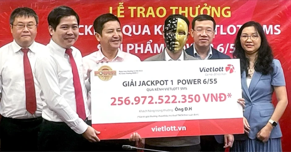 Vietlott SMS vượt mốc 4 triệu tài khoản đăng ký Vietlott SMS vượt mốc 4 triệu tài khoản đăng ký