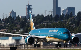 Vietnam Airlines xoay xở ra sao trước áp lực giá nhiên liệu?