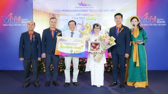 Vikki tổ chức lễ trao thưởng cho khách gửi tiết kiệm