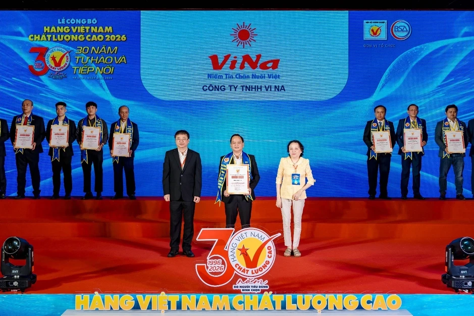 Vinafeed được vinh danh ‘Hàng Việt Nam chất lượng cao 2026’ Vinafeed được vinh danh ‘Hàng Việt Nam chất lượng cao 2026’