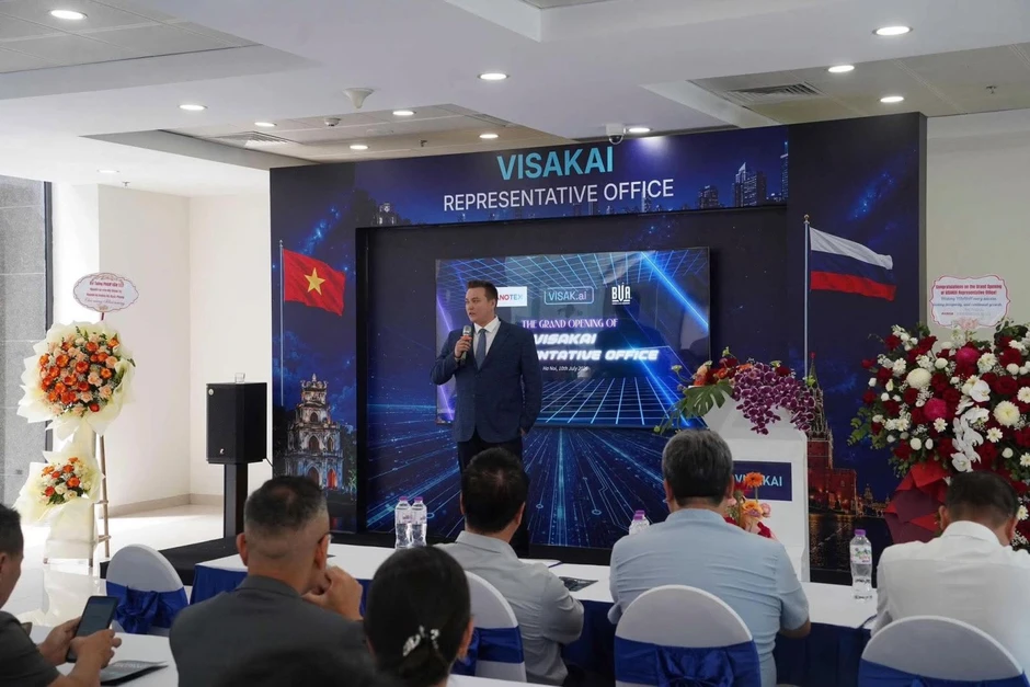 VisakAI mở Văn phòng đại diện tại Hà Nội, thúc đẩy hợp tác công nghệ Việt Nam - LB Nga VisakAI mở Văn phòng đại diện tại Hà Nội, thúc đẩy hợp tác công nghệ Việt Nam - LB Nga