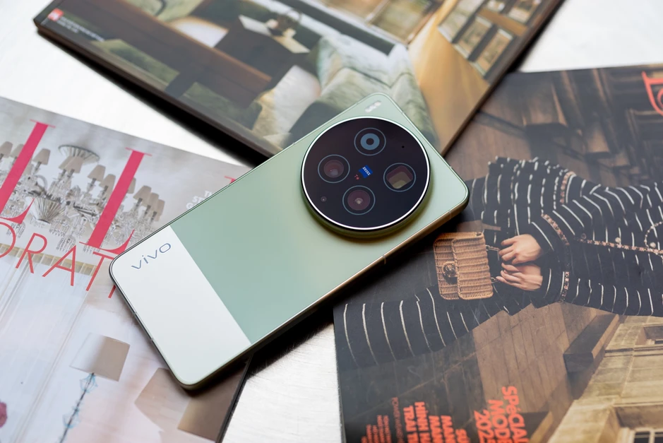 Vivo X300 Ultra mở rộng giới hạn sáng tạo video trên di động Vivo X300 Ultra mở rộng giới hạn sáng tạo video trên di động